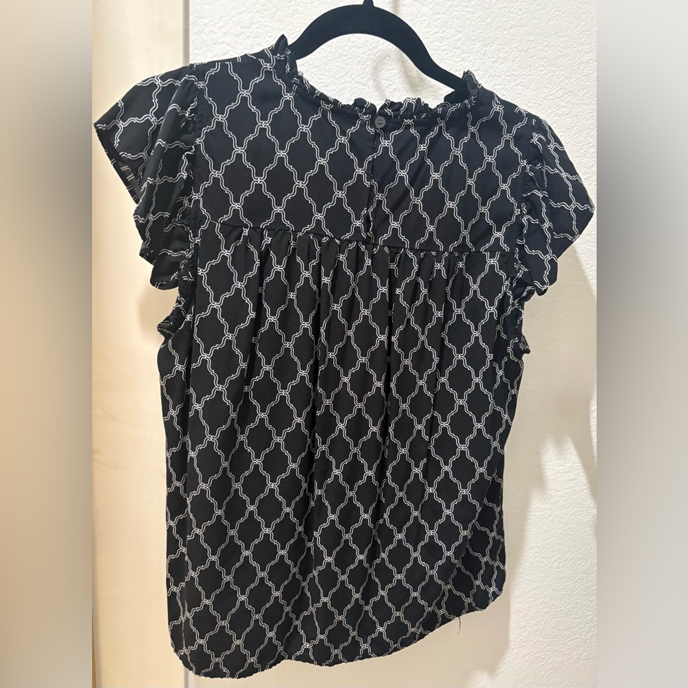 LOFT Black and White Geometric Blouse